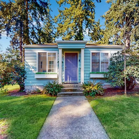 Evergreen Hideaway